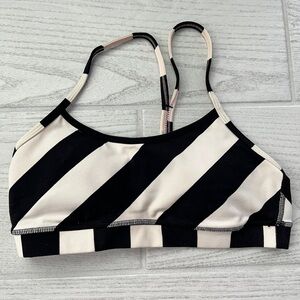 Lululemon Flow Y Sports Bra-Size 6